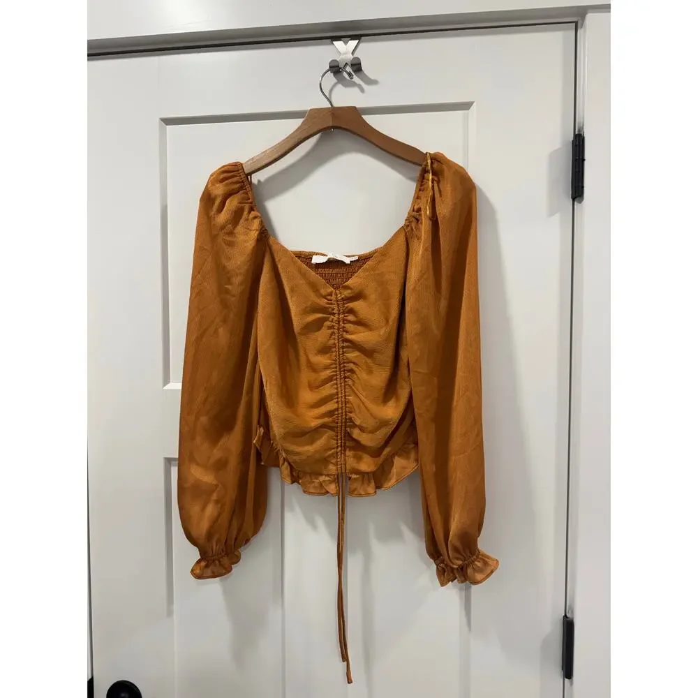 ASTR the label puff long sleeve adjustable scrunch burnt orange top